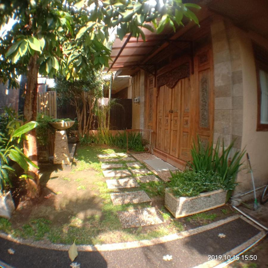 Joglo Villa Bali Denpasar  Exterior photo